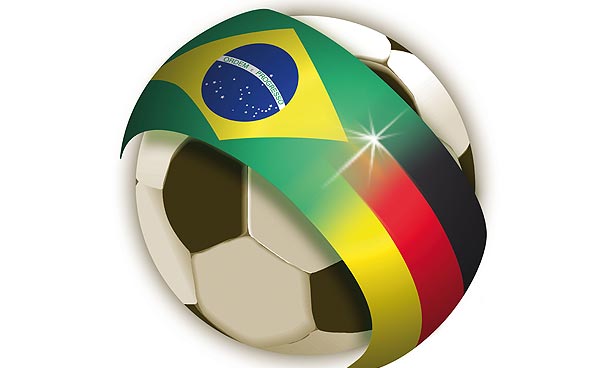 Ein Fußball mt einer Bande, die aus der südafrikanischen und deutschen Flagge besteht.